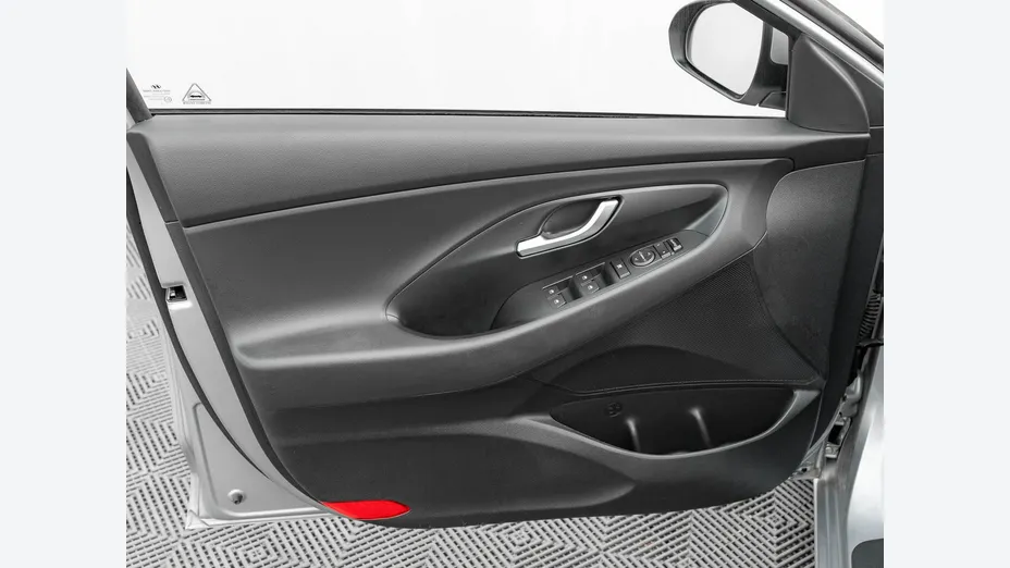 HYUNDAI i30 -
