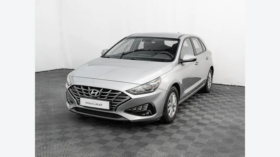 HYUNDAI i30 -