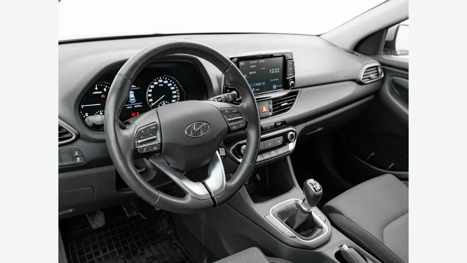HYUNDAI i30 -