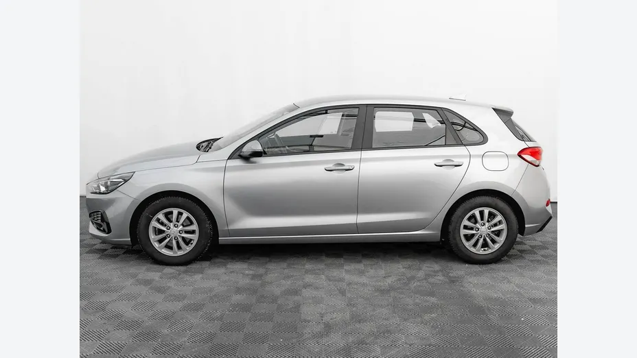 HYUNDAI i30 -