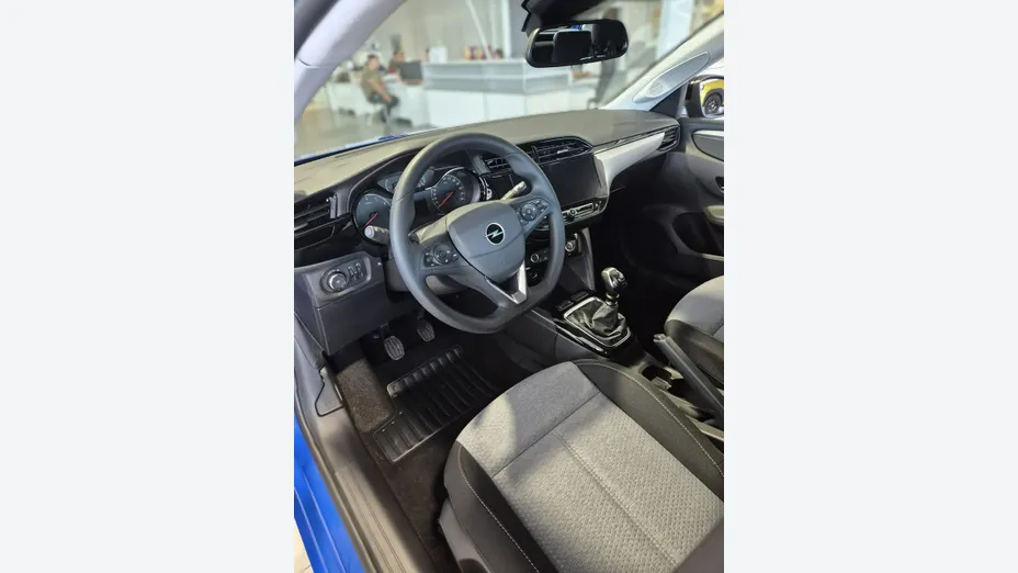 OPEL Corsa -