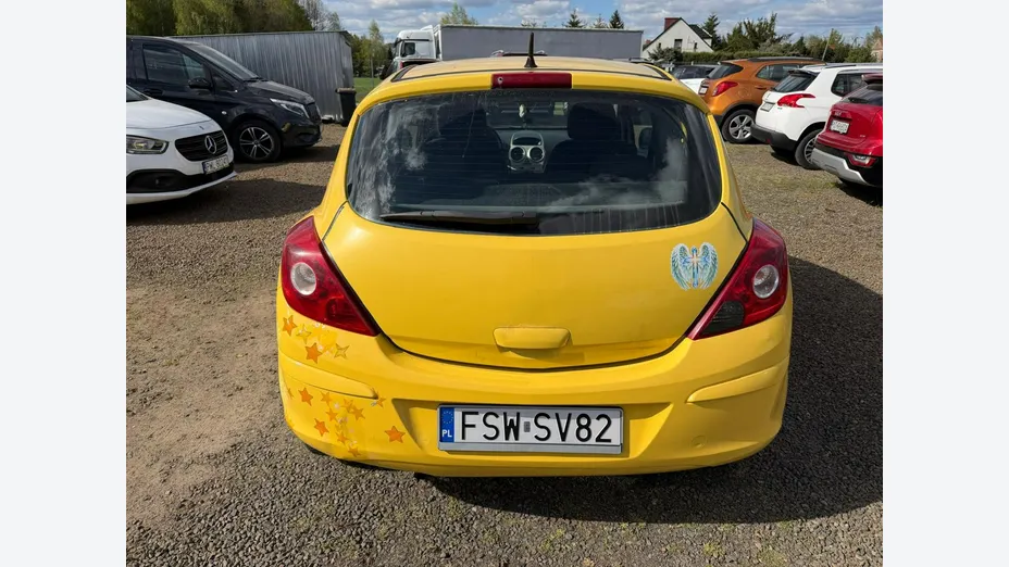OPEL Corsa -