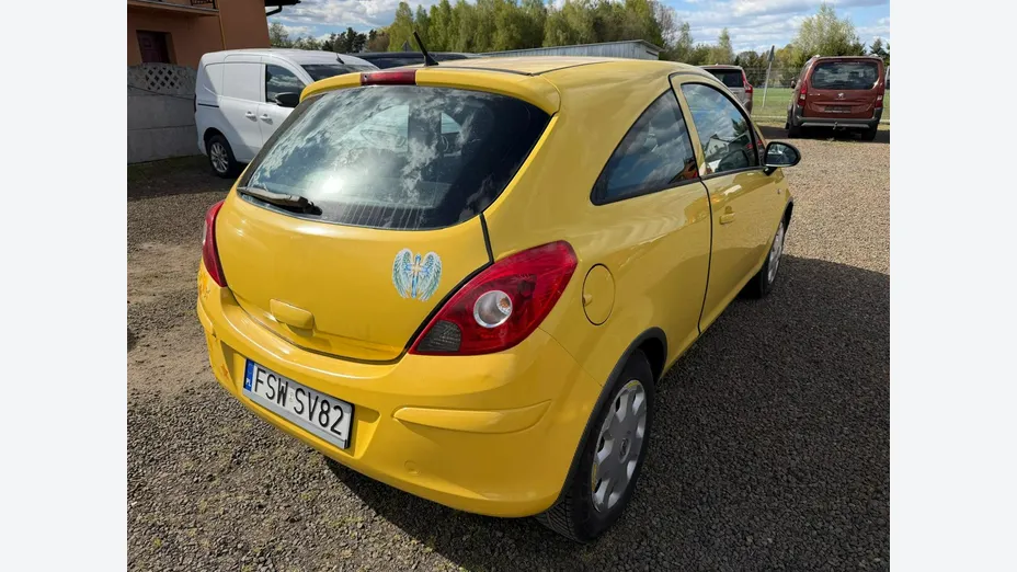 OPEL Corsa -