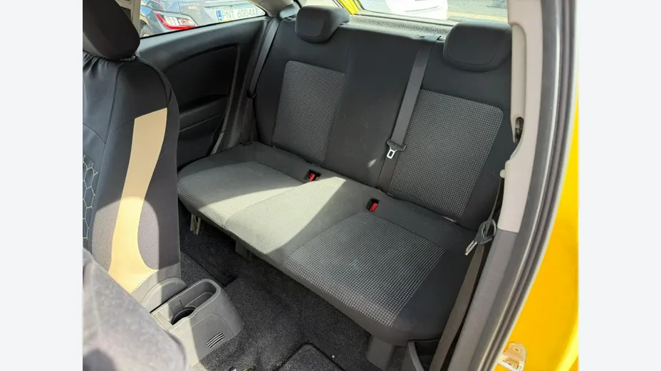 OPEL Corsa -