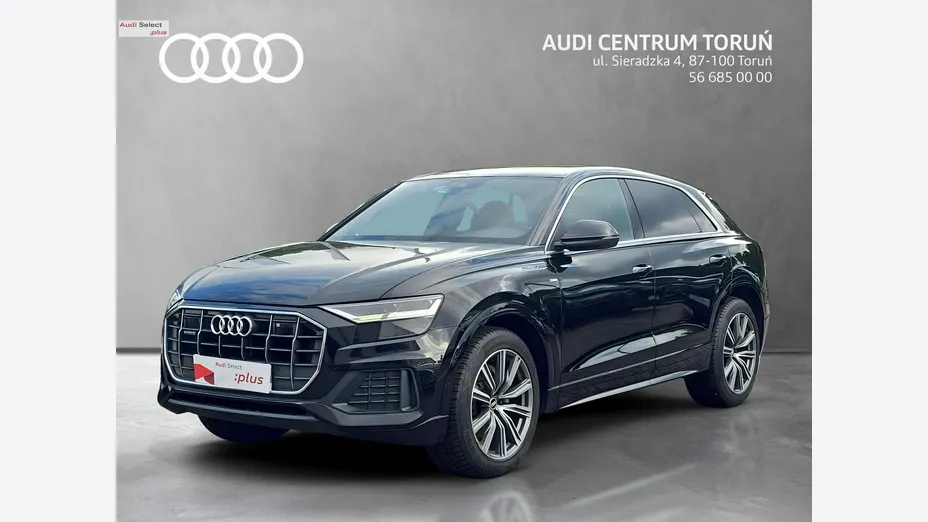 AUDI Q8 -