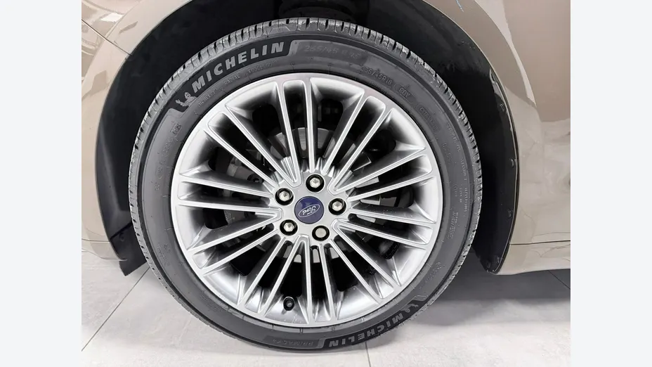 FORD Mondeo -