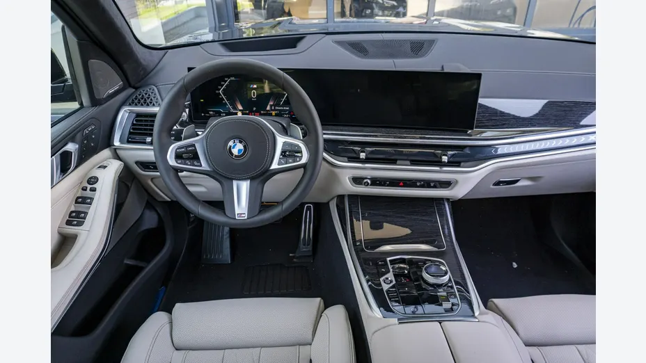 BMW X7 -