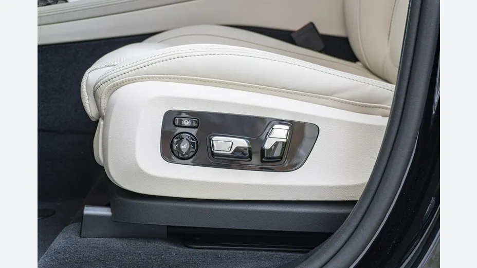 BMW X7 -