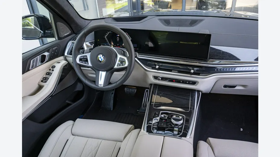 BMW X7 -