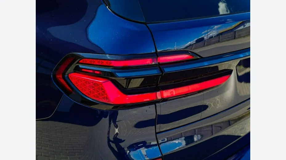 BMW X7 -
