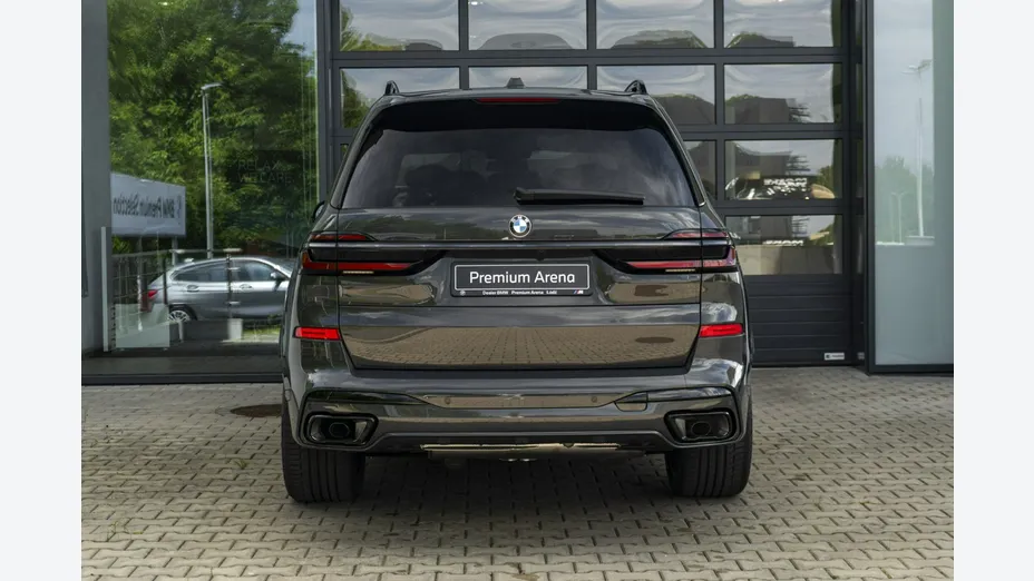BMW X7 -
