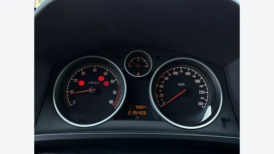 OPEL Zafira -