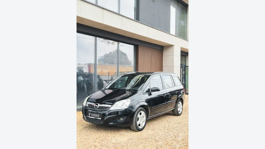 OPEL Zafira -