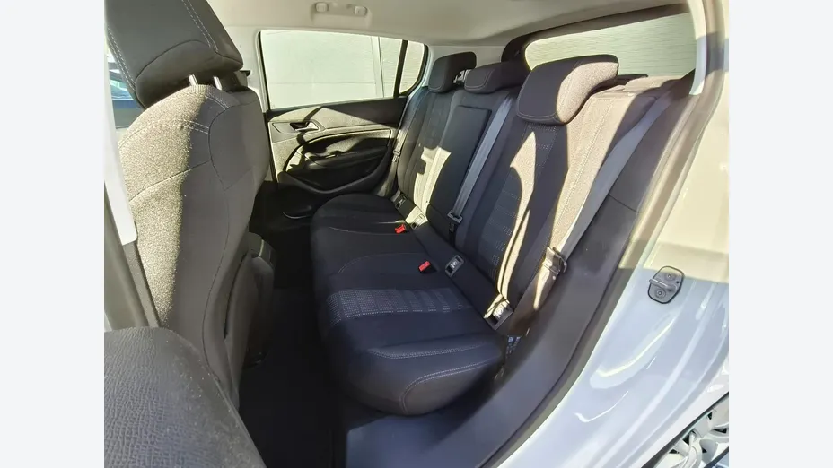 PEUGEOT 308 -