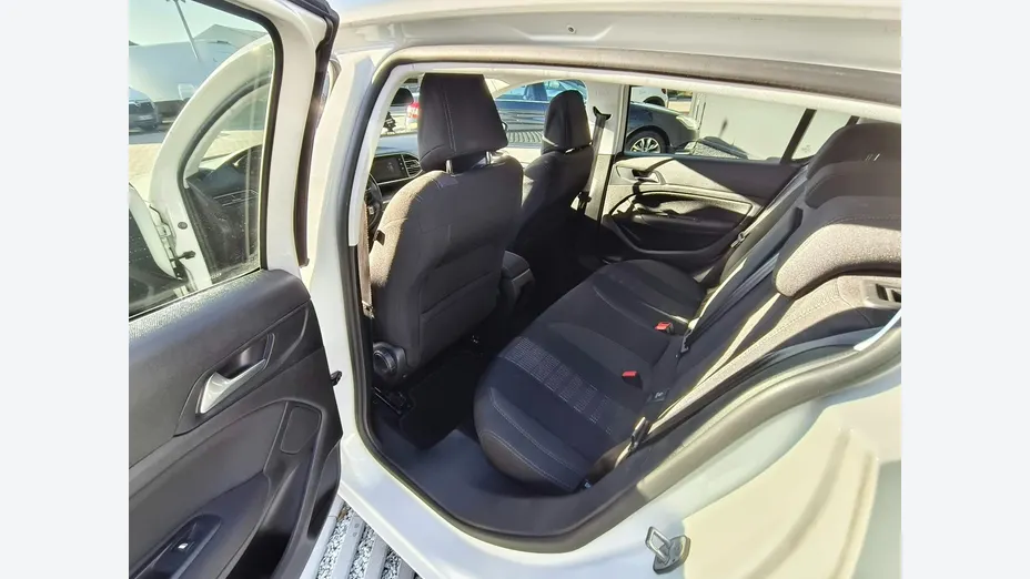PEUGEOT 308 -