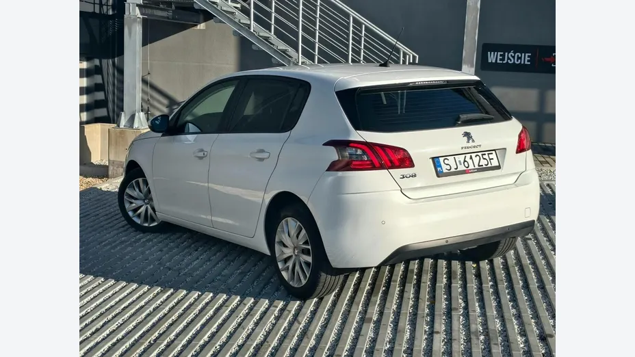 PEUGEOT 308 -