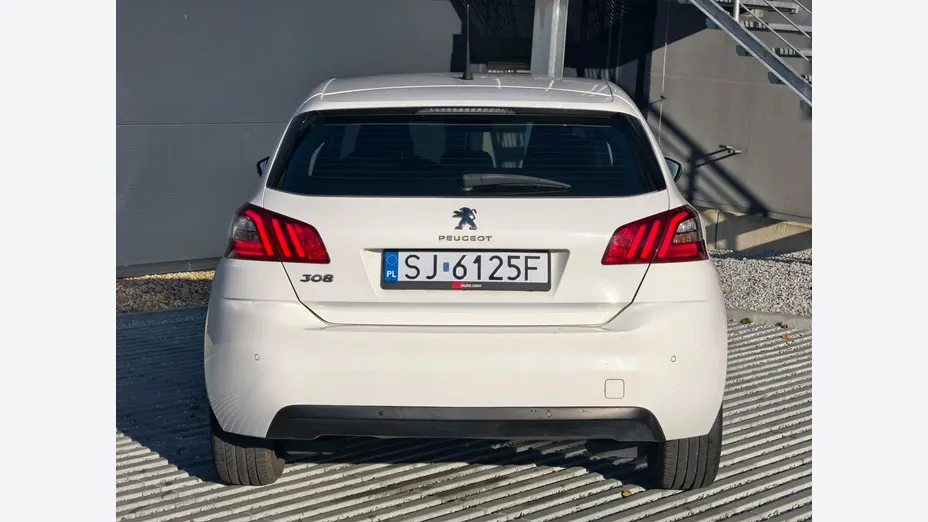 PEUGEOT 308 -