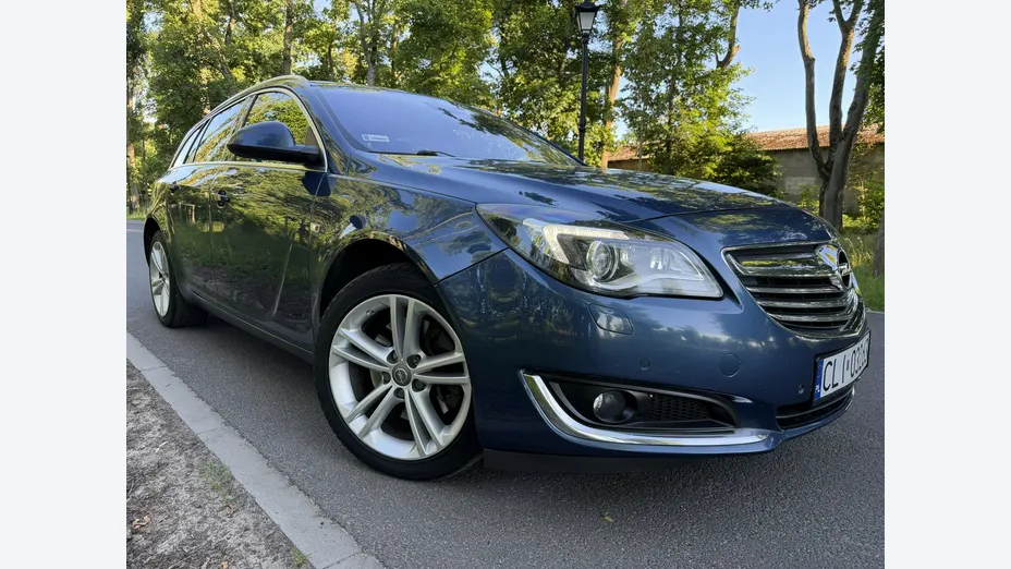 OPEL Insignia -