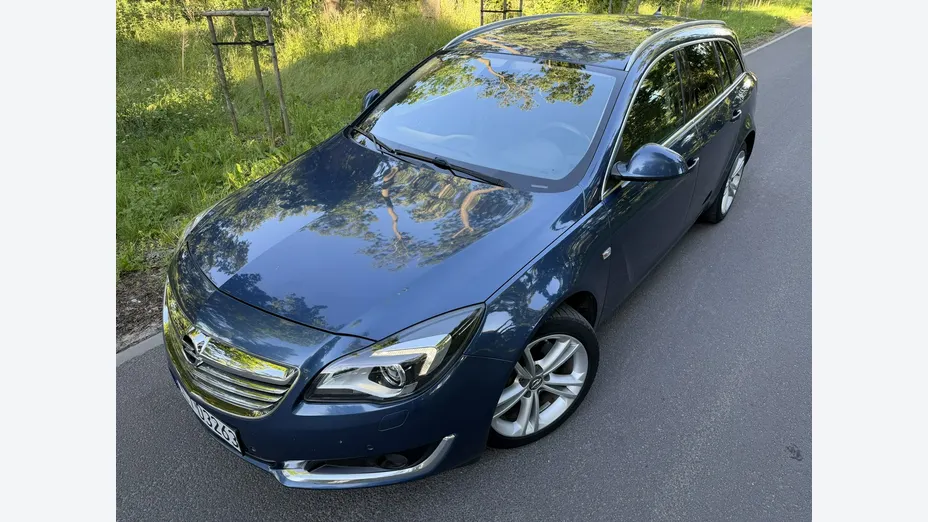 OPEL Insignia -