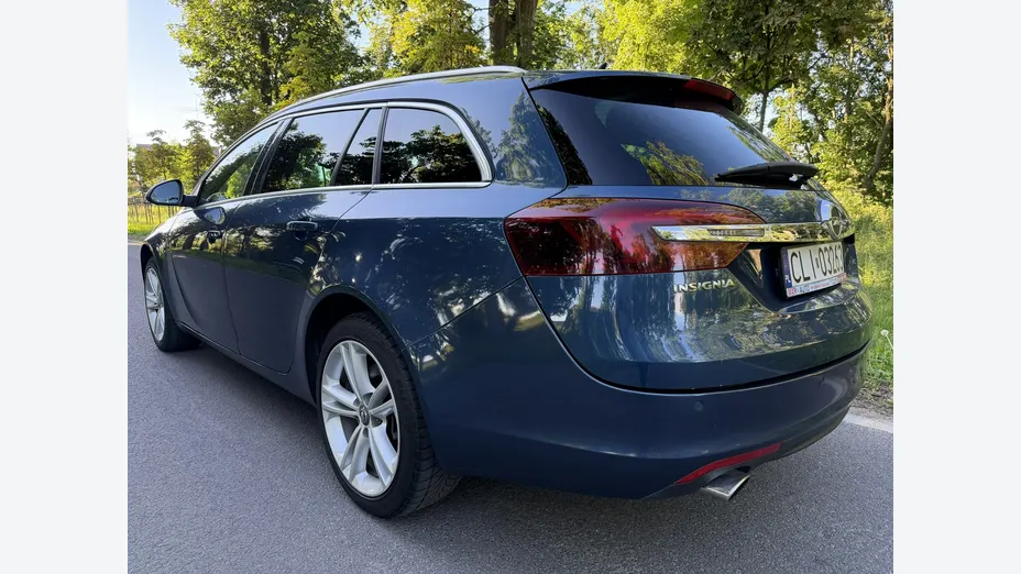 OPEL Insignia -