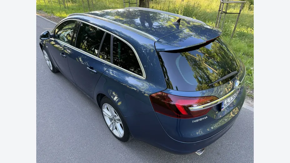 OPEL Insignia -