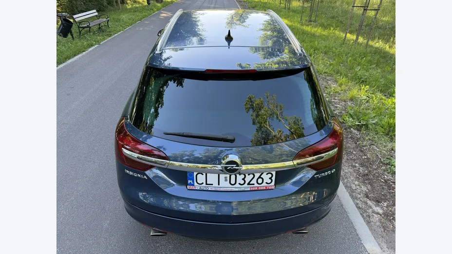 OPEL Insignia -