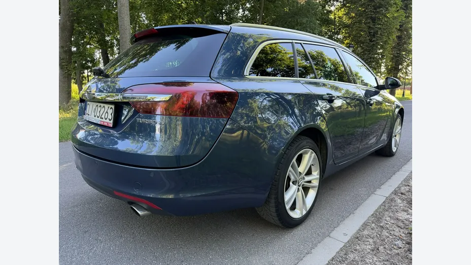 OPEL Insignia -