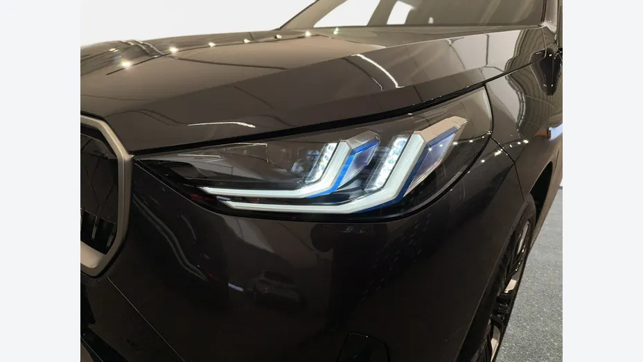 BMW X3 -