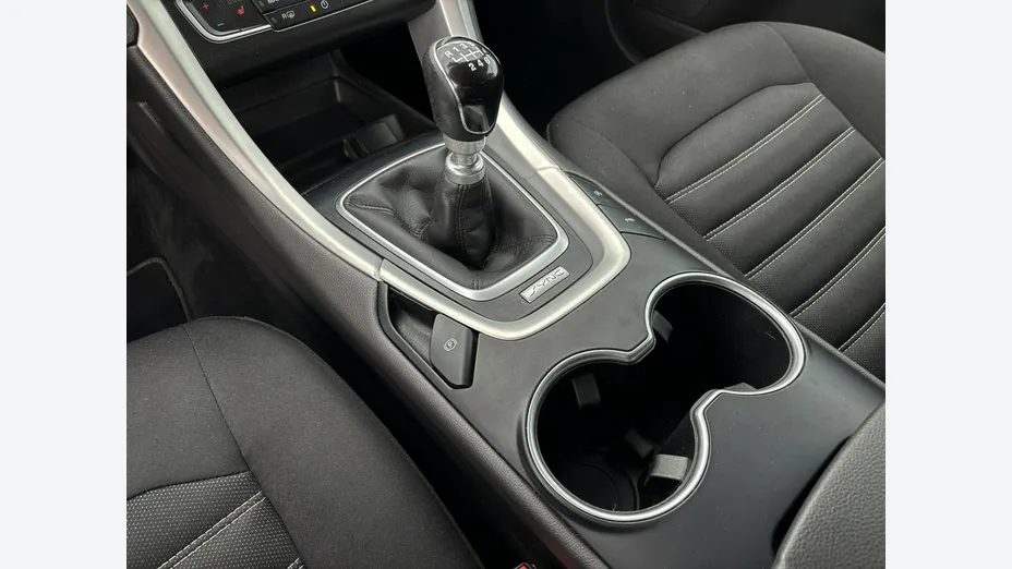 FORD Mondeo -