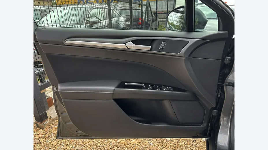 FORD Mondeo -