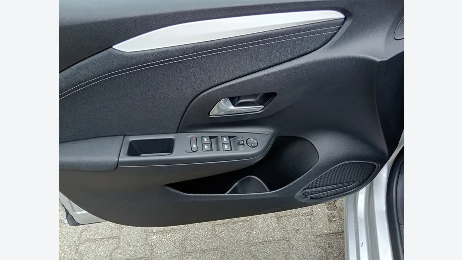OPEL Corsa -