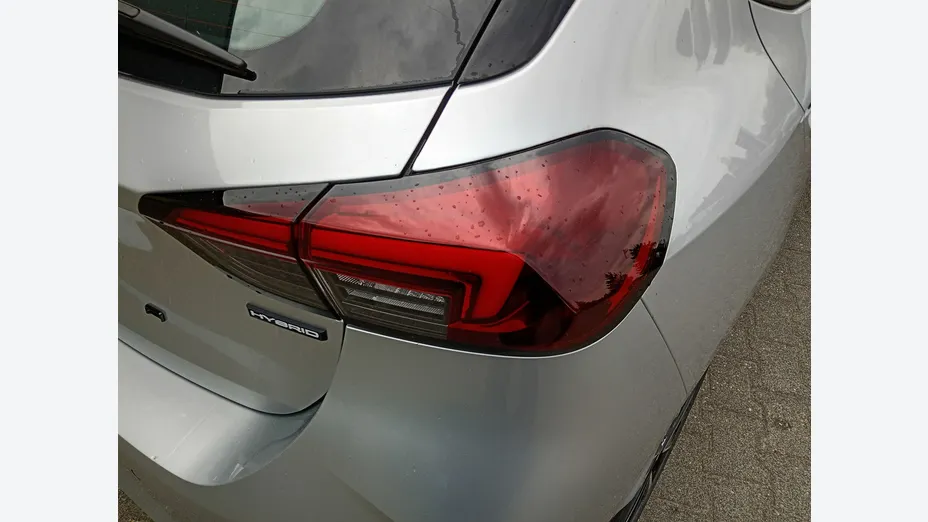 OPEL Corsa -
