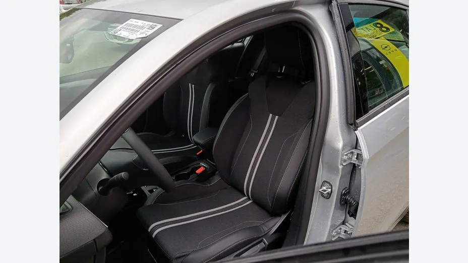 OPEL Corsa -