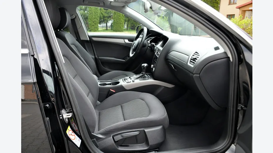 AUDI A4 -