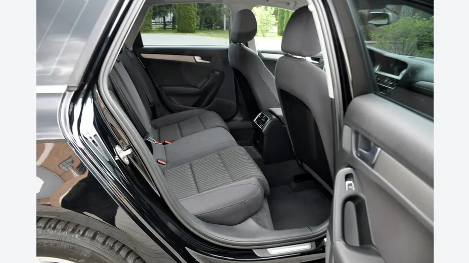 AUDI A4 -