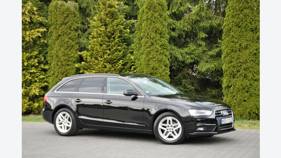 AUDI A4 -
