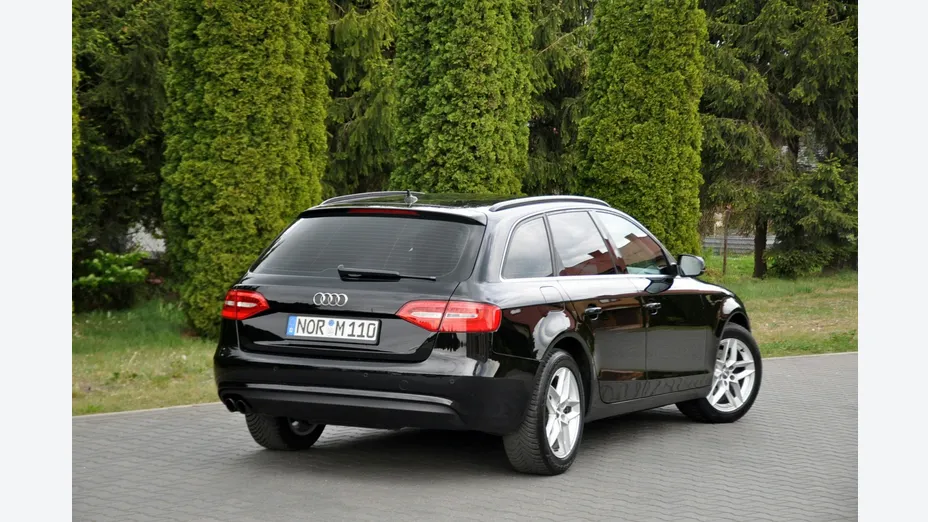 AUDI A4 -