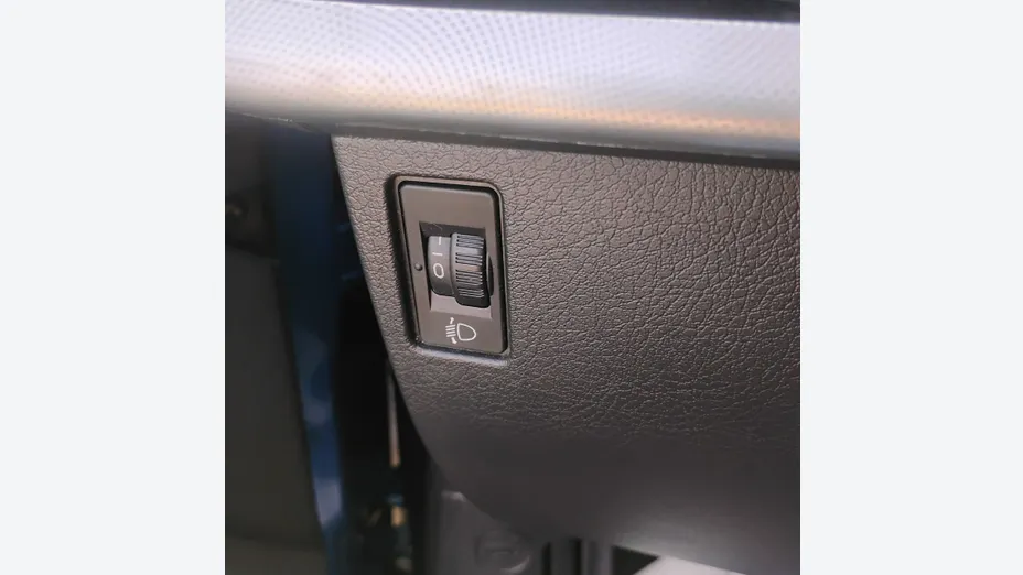 PEUGEOT 207 -