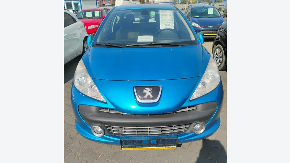 PEUGEOT 207 -
