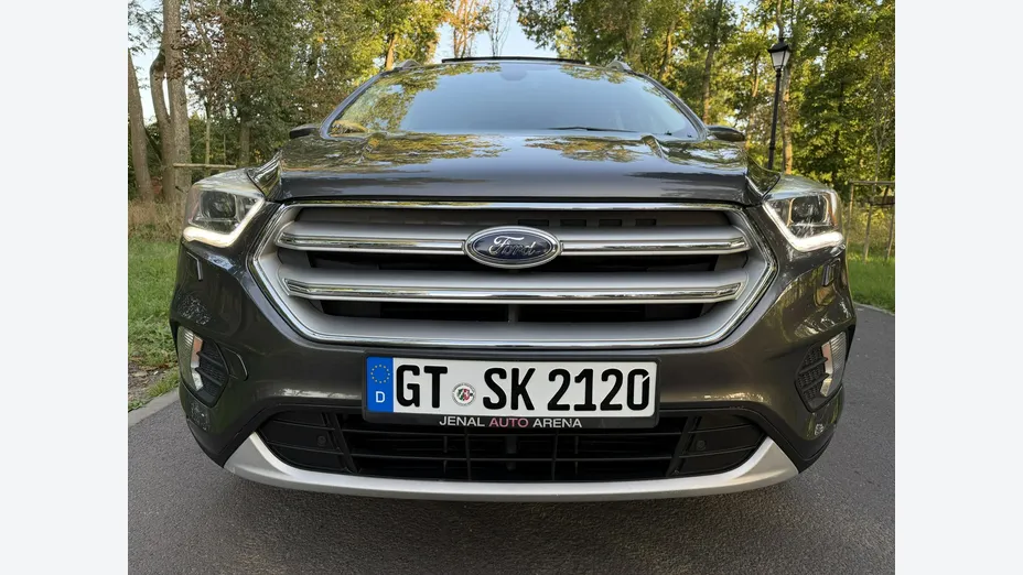 FORD Kuga -