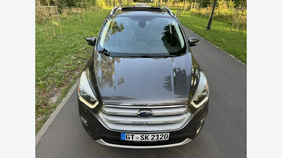 FORD Kuga -