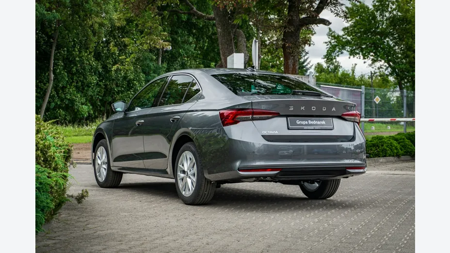 SKODA Octavia -