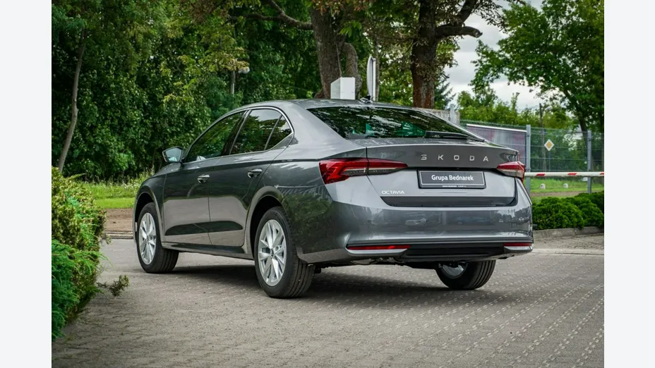 SKODA Octavia -