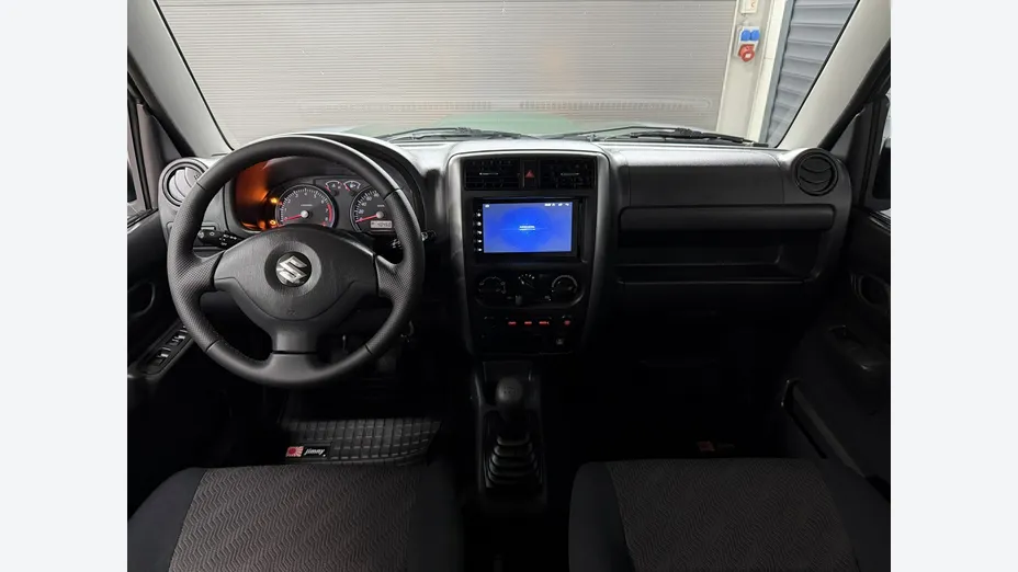 SUZUKI Jimny -