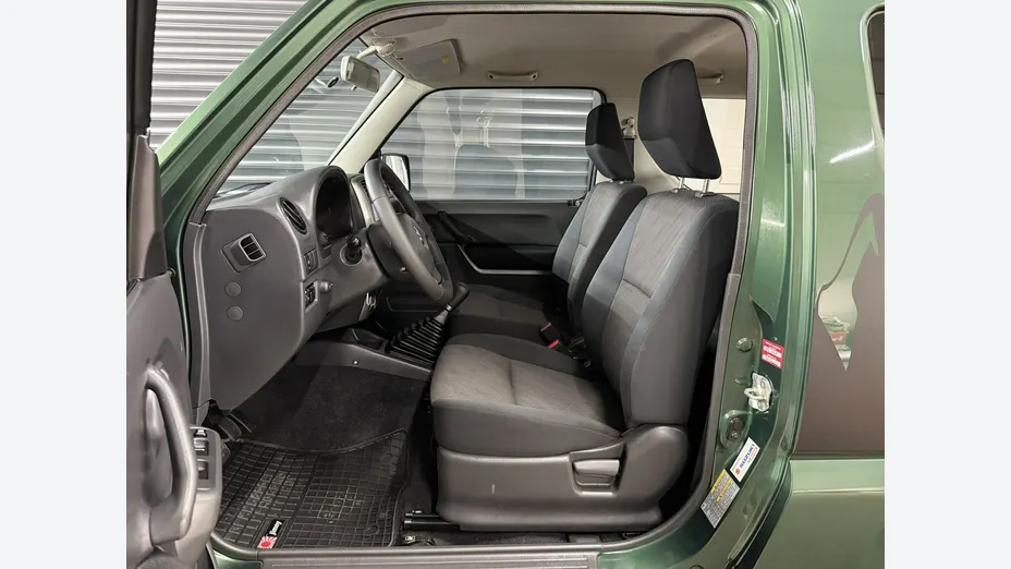 SUZUKI Jimny -