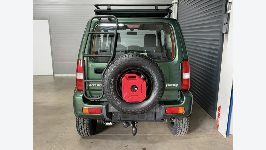 SUZUKI Jimny -