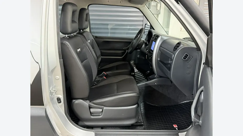 SUZUKI Jimny -