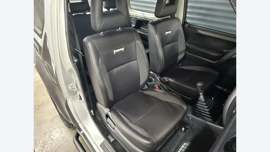 SUZUKI Jimny -