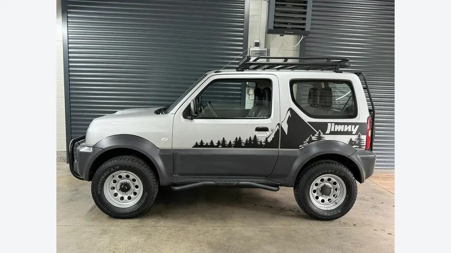 SUZUKI Jimny -