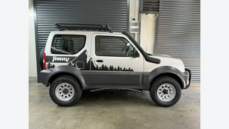 SUZUKI Jimny -